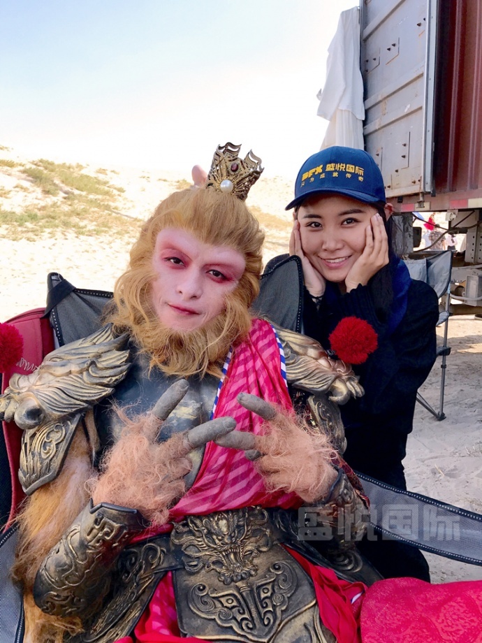 中國(guó)首位入圍IMATS大(dà)賽的(de)特效化(huà)妝師(shī)！